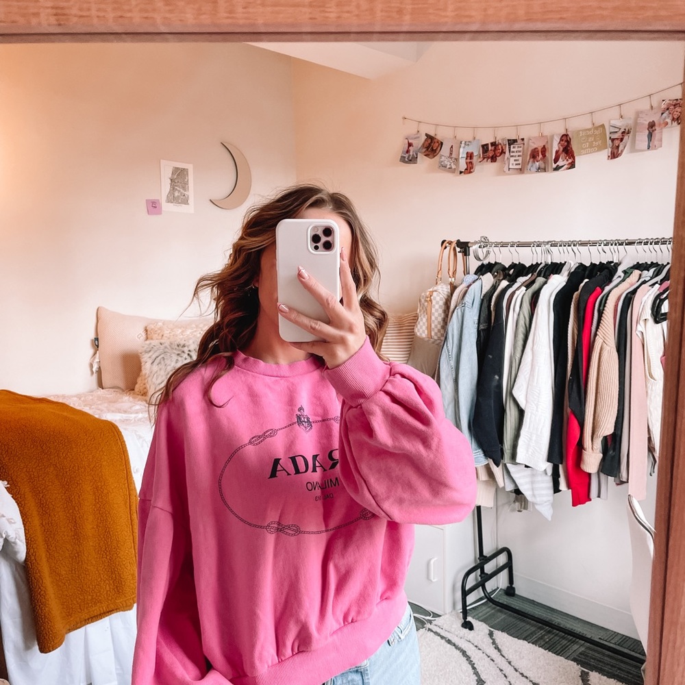 Vintage Pink Pullover!! - Picture 6 of 8